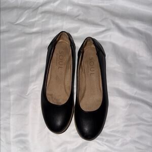 SOUL Naturalizer Classic Black Flats - size 7M